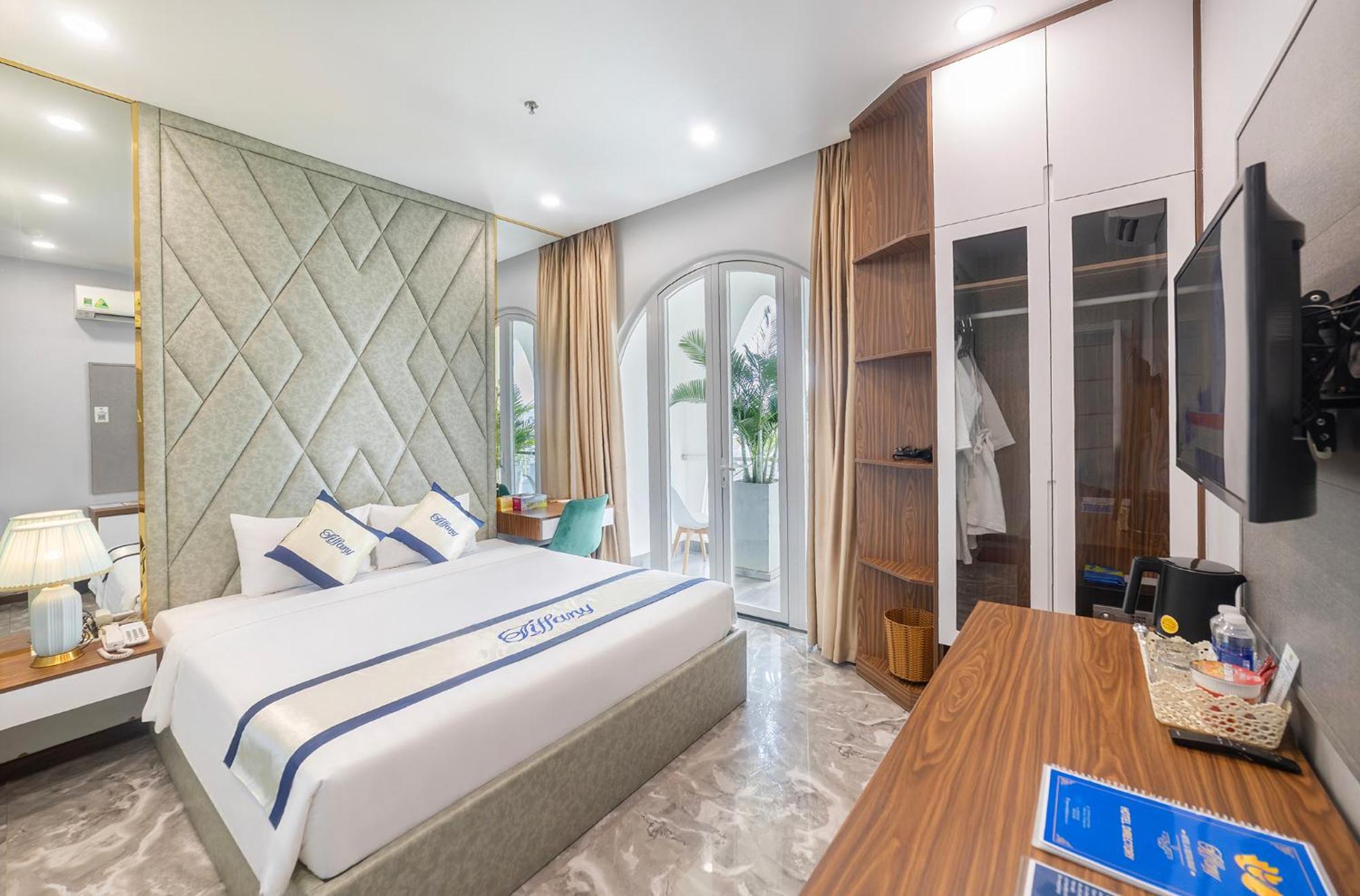 Tiffany Hotel & Restaurant Phan Thiết Buitenkant foto