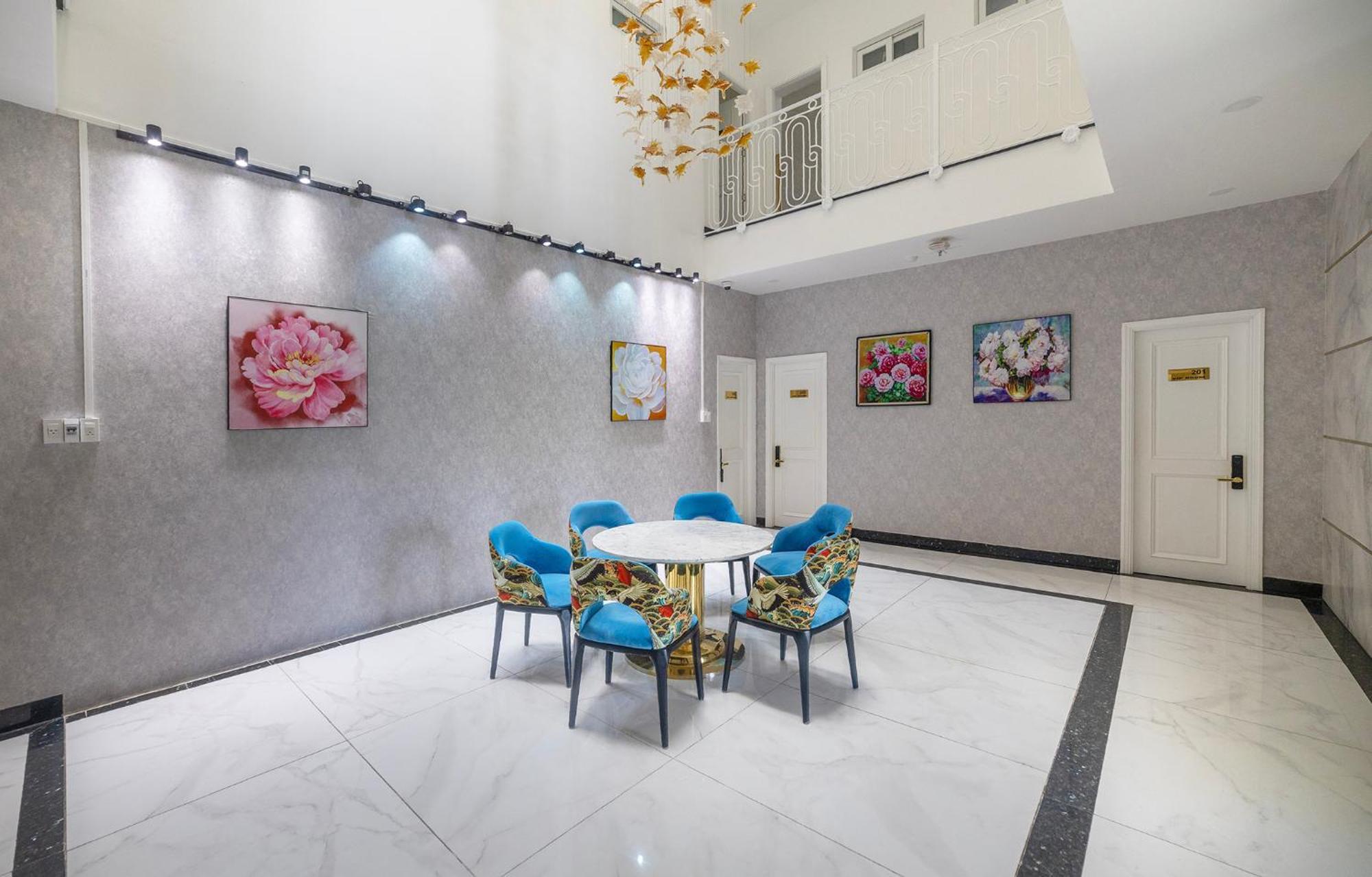 Tiffany Hotel & Restaurant Phan Thiết Buitenkant foto