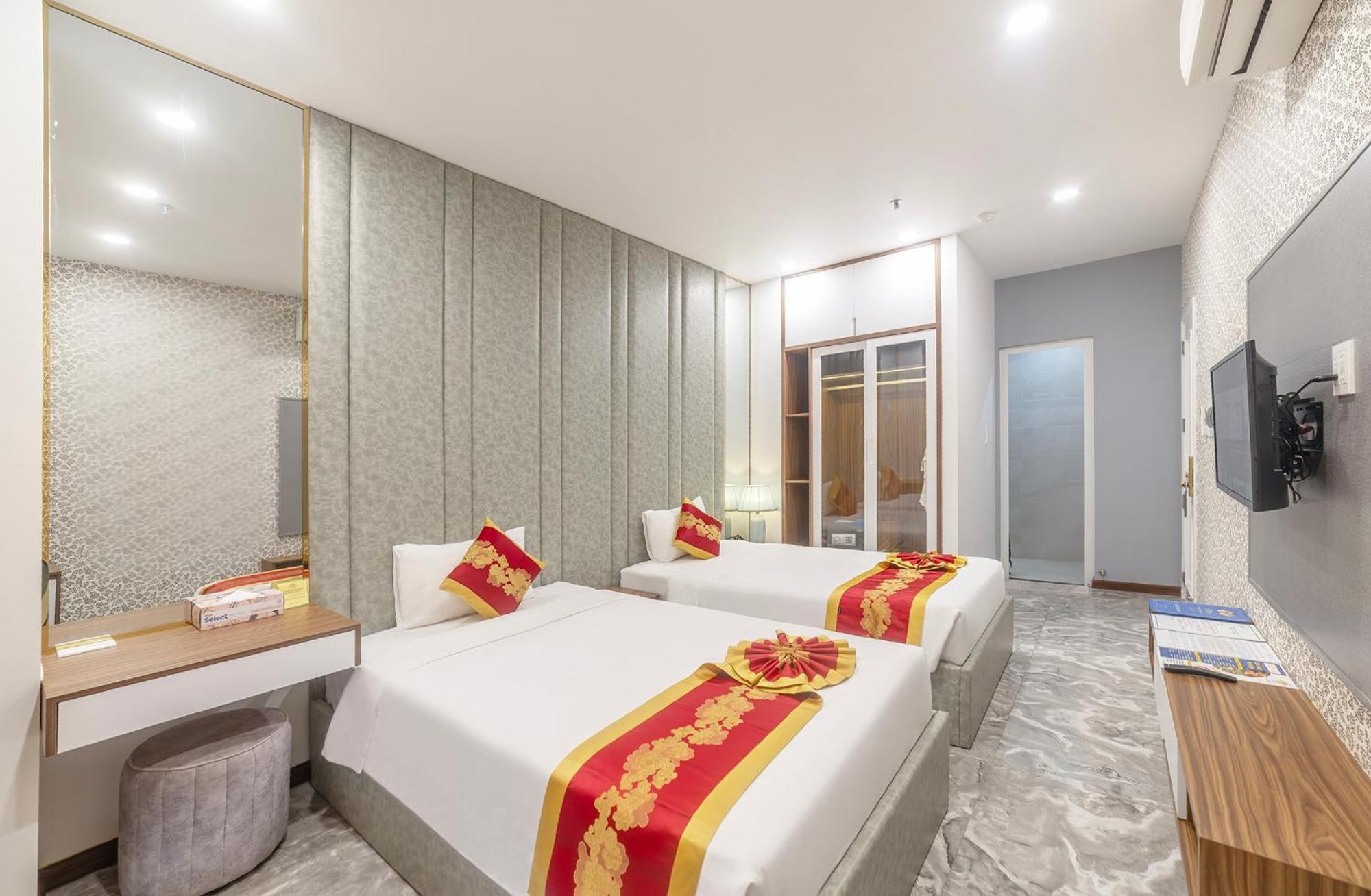 Tiffany Hotel & Restaurant Phan Thiết Buitenkant foto